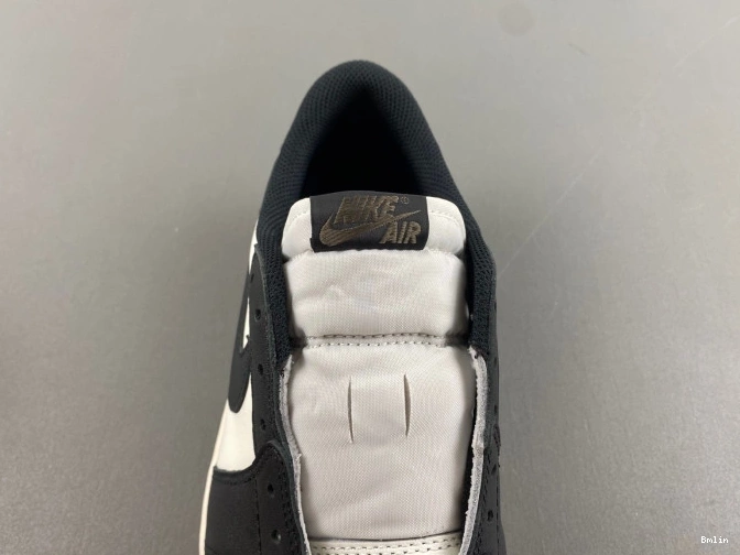 Boostmaster lin Jordan Mocha 1 Low CZ0790-102 Air OG 0730
